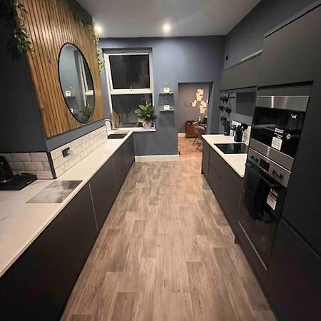 Modern 5 Bedroom Terraced Luxurious House Colwyn Bay Exteriör bild