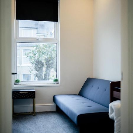 Modern 5 Bedroom Terraced Luxurious House Colwyn Bay Exteriör bild