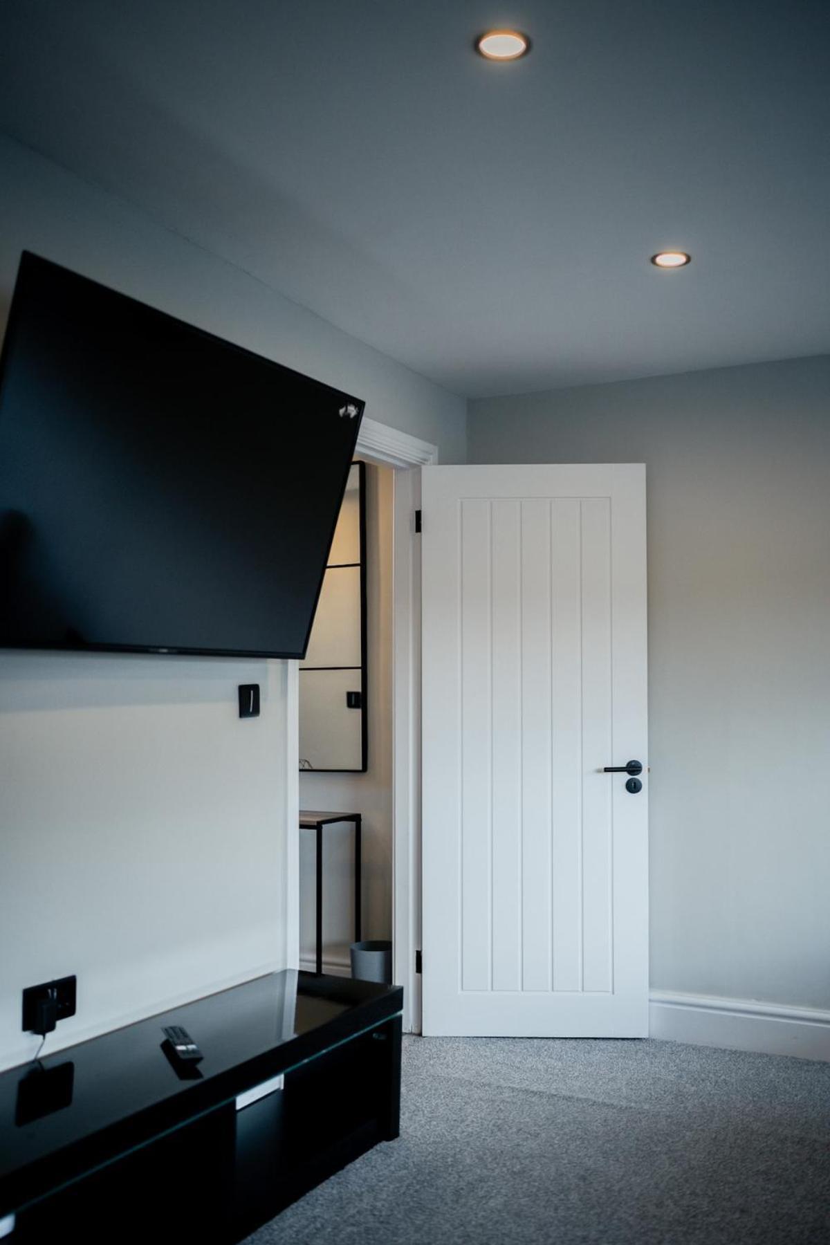 Modern 5 Bedroom Terraced Luxurious House Colwyn Bay Exteriör bild