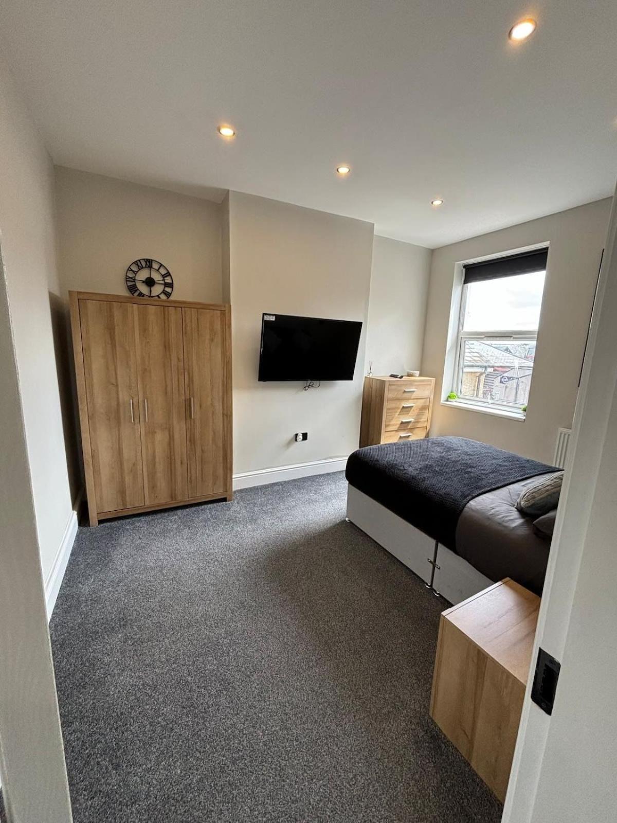 Modern 5 Bedroom Terraced Luxurious House Colwyn Bay Exteriör bild