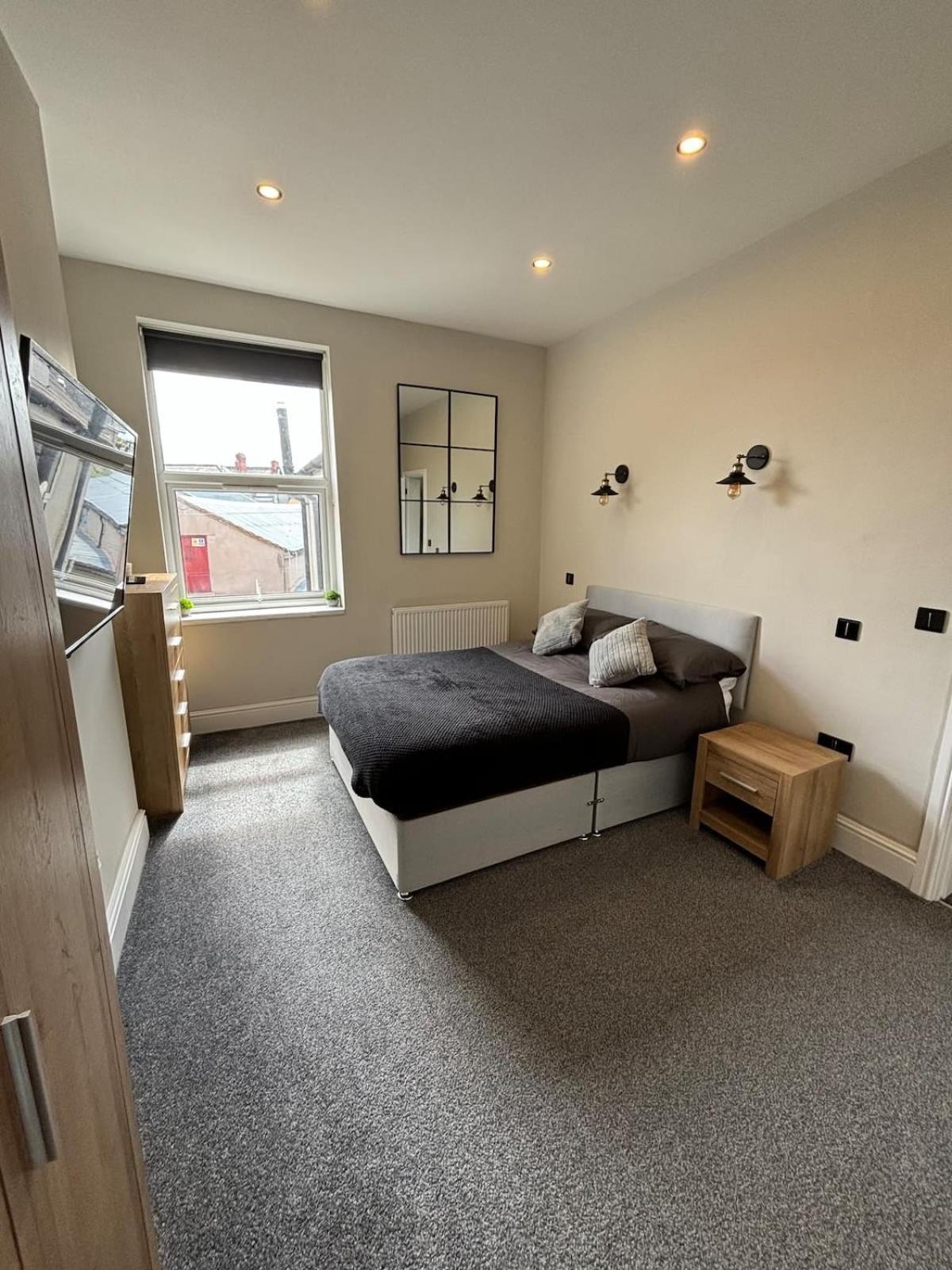 Modern 5 Bedroom Terraced Luxurious House Colwyn Bay Exteriör bild